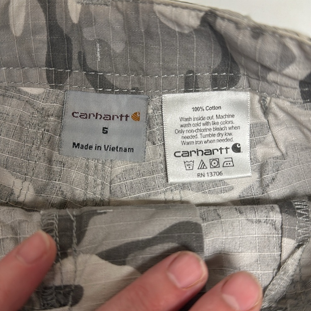Cathartt Grey Camo Shorts - Picture 4 of 4